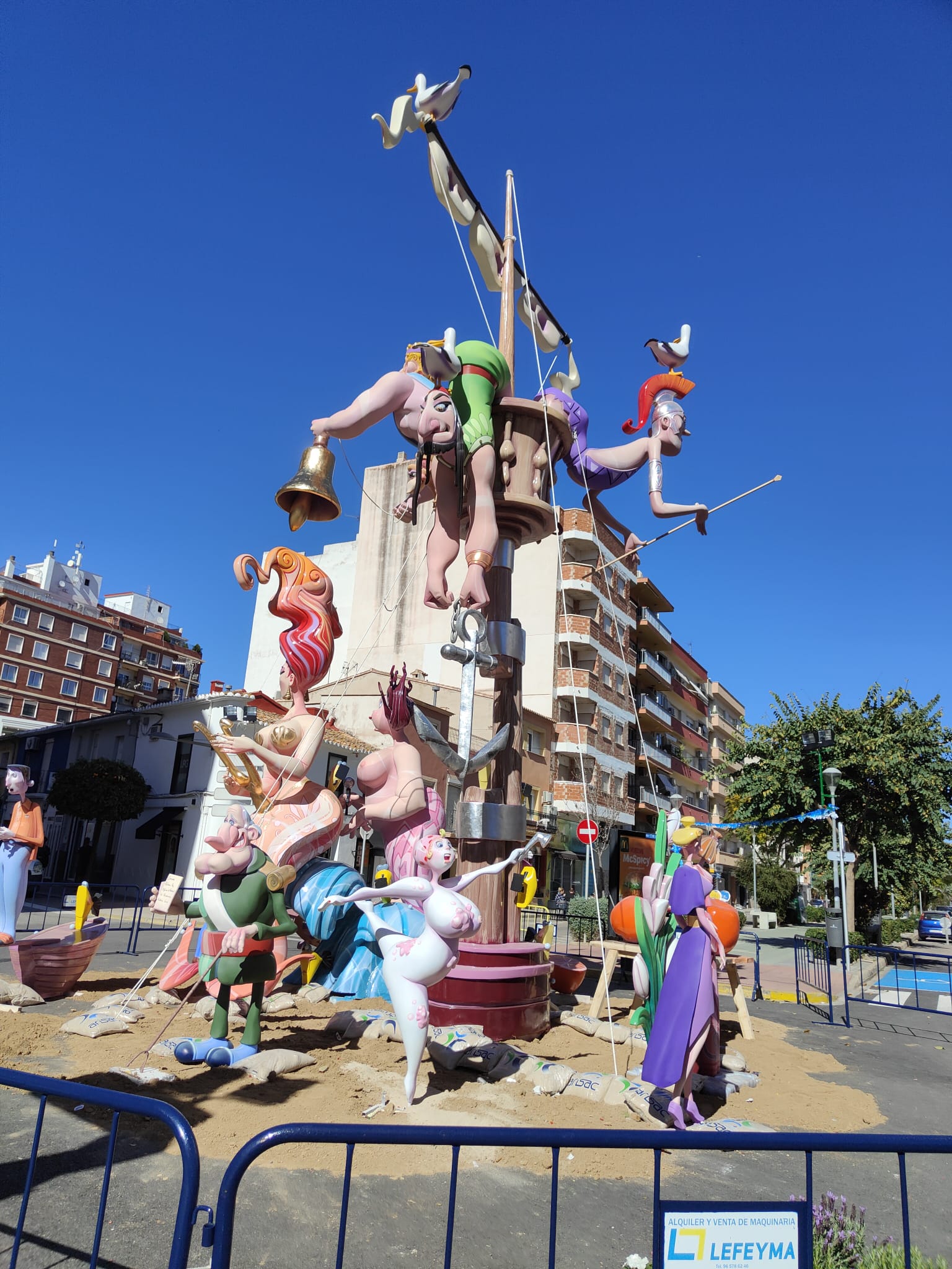 Disfruta de las fallas en Dénia, Pego y Pamis